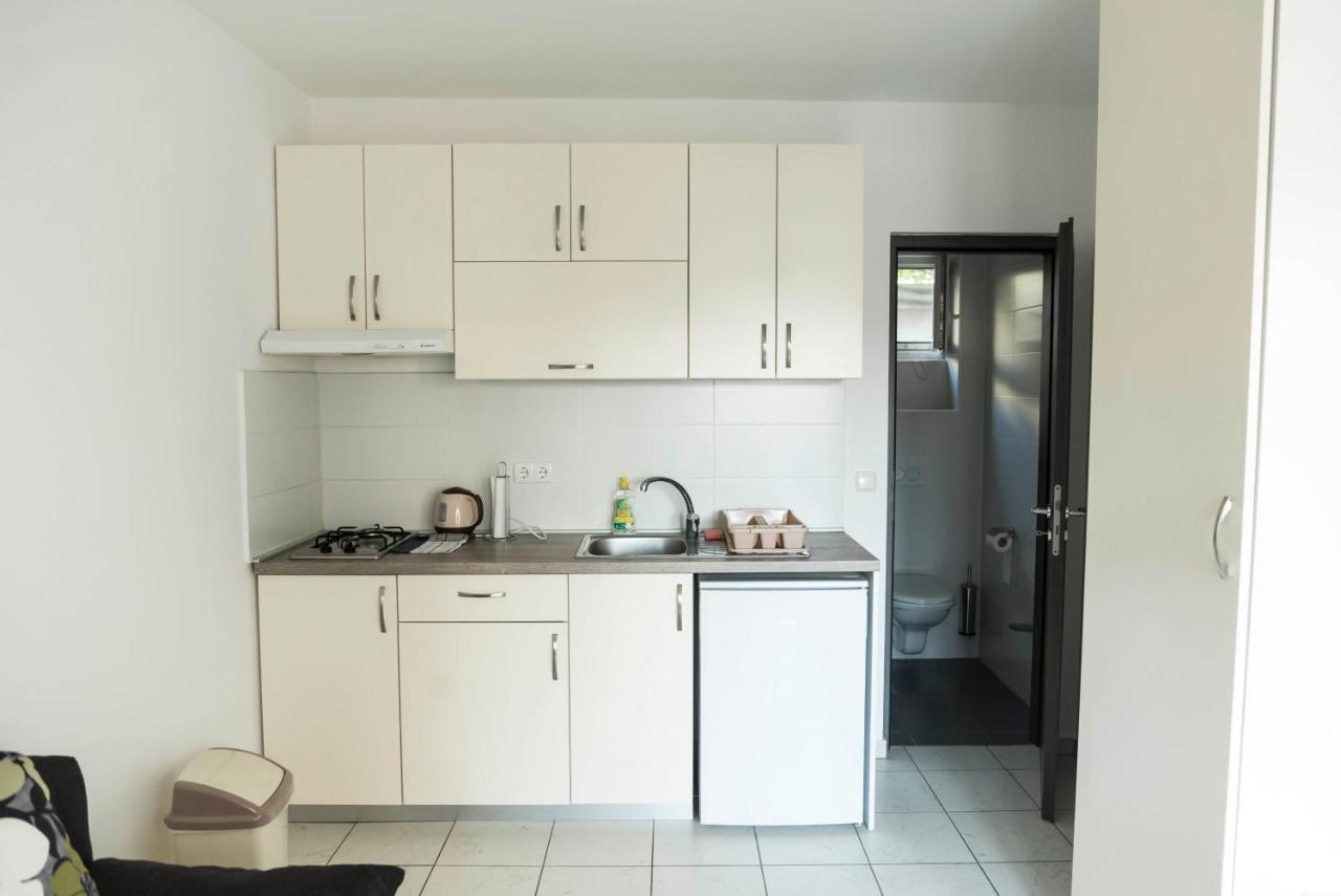 Apartment Franka Vir Bagian luar foto